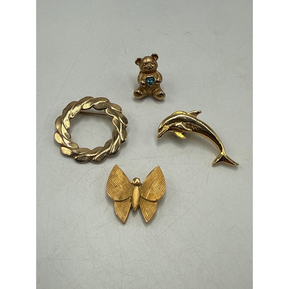 Vintage Brooch Pin Lot Trifari Butterfly Sarah Coventry Wreath Avon Bear‎ Razza